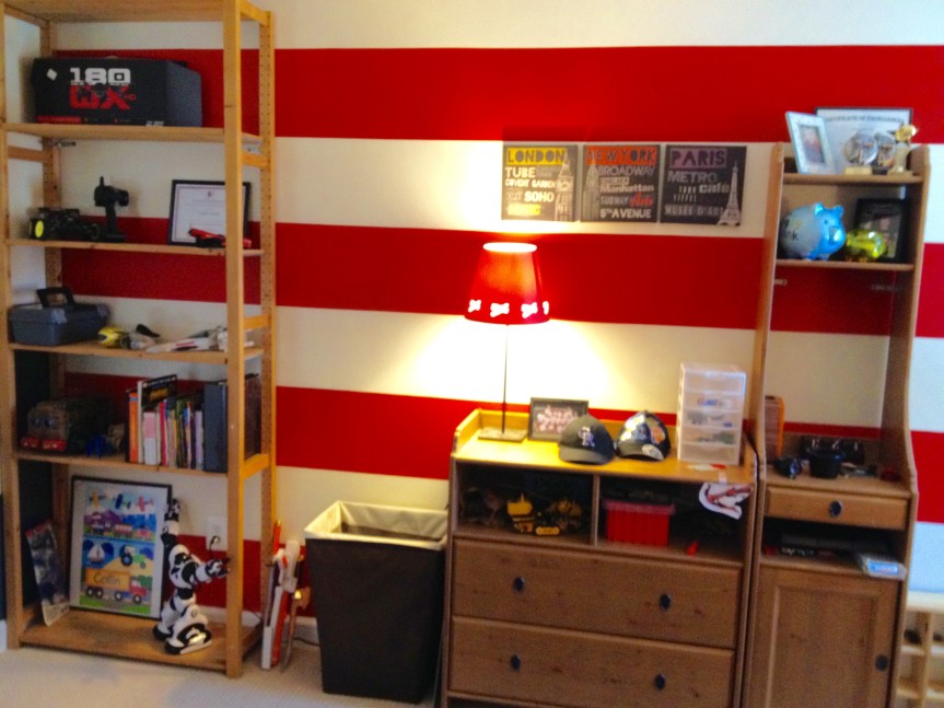 Stripes on room wall